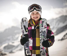 Winterurlaub mit der Familie: egal ob Schneeballschlacht, Skifahren oder Wellness in Neustift fühlt sich die ganze Familie wohl